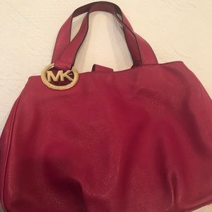 Magenta hobo bag